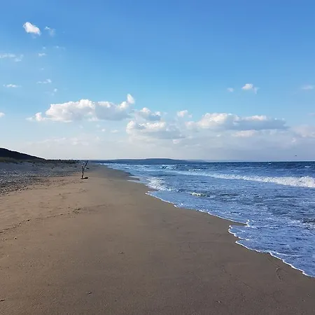 Atanasovi House بيت ضيافة 2*